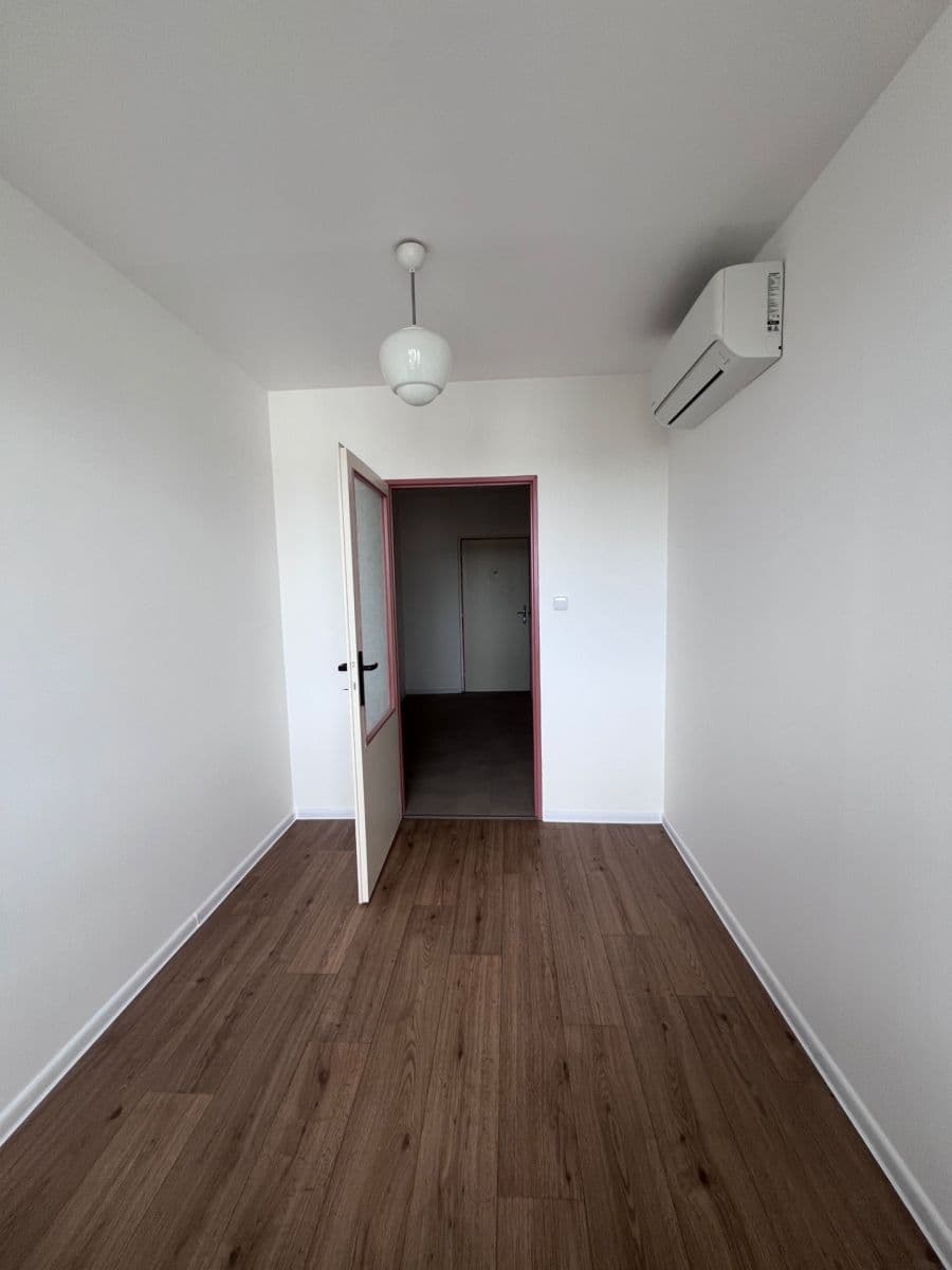 Pronájem bytu 2+kk 41 m², Strašnická, Praha, Praha Pronájem bytu 2+kk 41 m², Strašnická, Praha, Praha