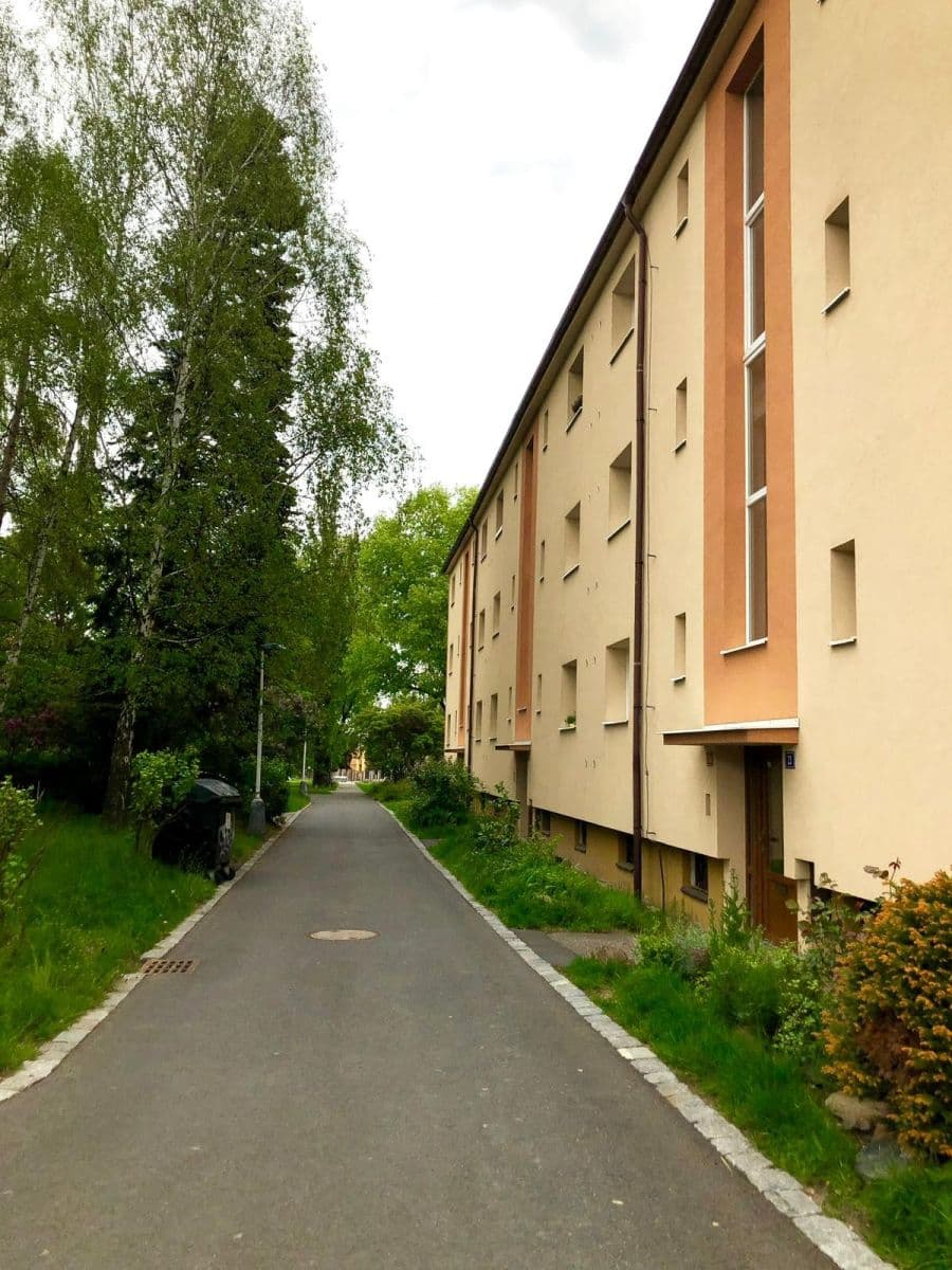 Prodej bytu 2+1 58 m², Dr. Foustky, Kladno, Středočeský kraj Prodej bytu 2+1 58 m², Dr. Foustky, Kladno, Středočeský kraj
