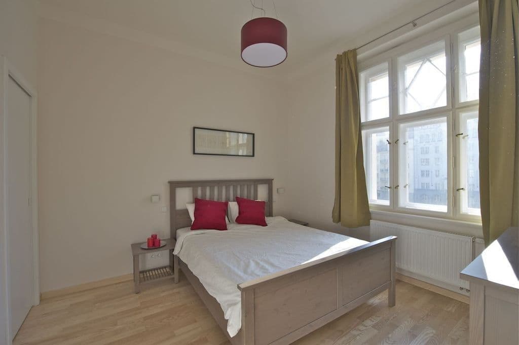 Pronájem bytu 2+kk 50 m², Kafkova, Praha, Praha Pronájem bytu 2+kk 50 m², Kafkova, Praha, Praha