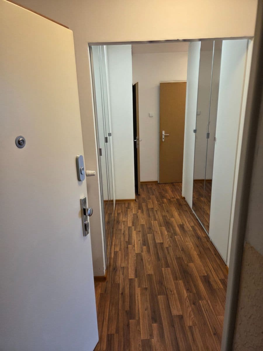 Pronájem bytu 2+1 55 m², Klíčanská, Praha, Praha Pronájem bytu 2+1 55 m², Klíčanská, Praha, Praha