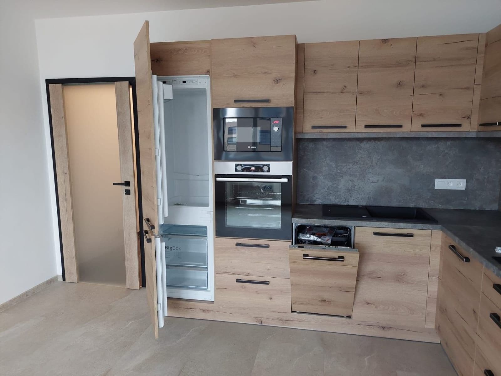 Pronájem bytu 2+kk 48 m², Řičákova, Přeštice, Plzeňský kraj Pronájem bytu 2+kk 48 m², Řičákova, Přeštice, Plzeňský kraj