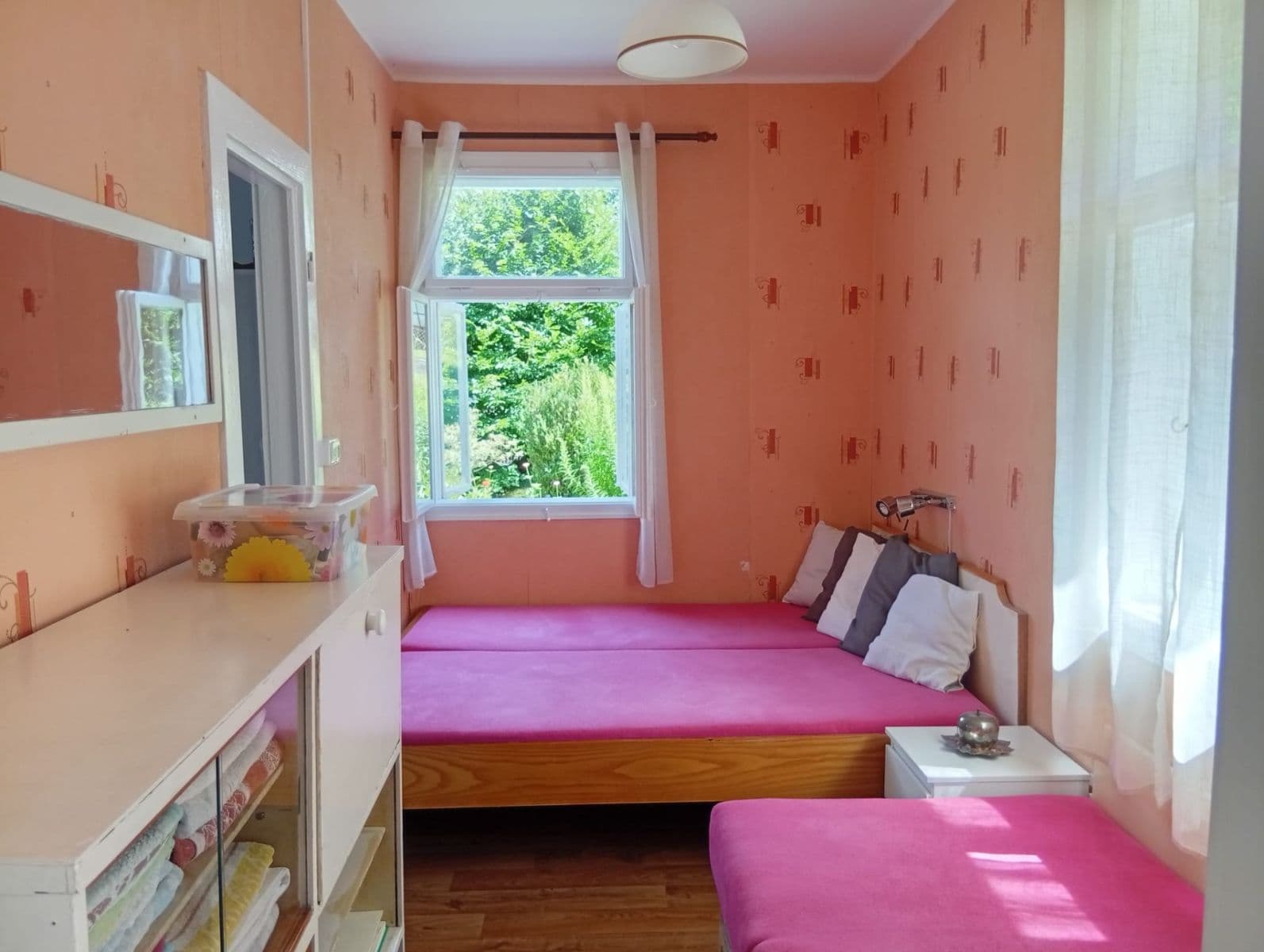 Prodej domu 83 m², pozemek 1.660 m², Wolkerova, Úpice, Královéhradecký kraj Prodej domu 83 m², pozemek 1.660 m², Wolkerova, Úpice, Královéhradecký kraj