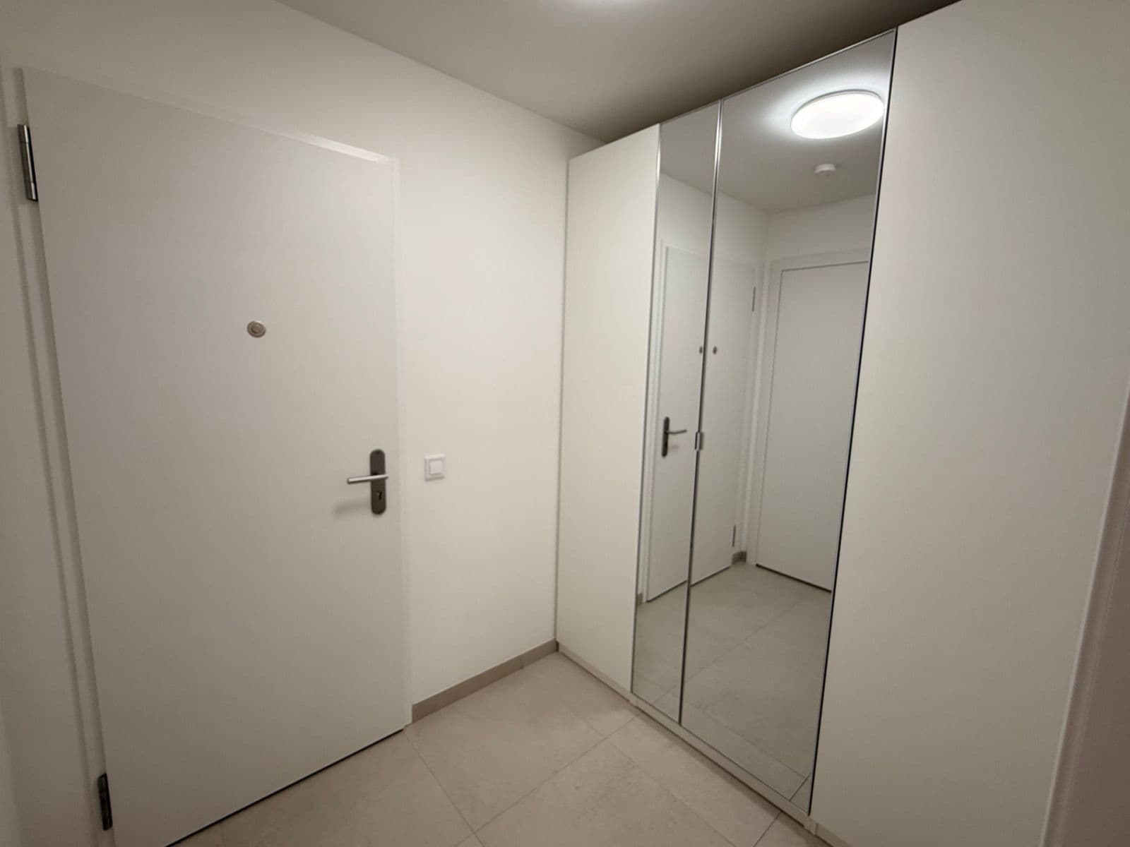 Pronájem bytu 1+kk 34 m², Roháčova, Praha, Praha Pronájem bytu 1+kk 34 m², Roháčova, Praha, Praha