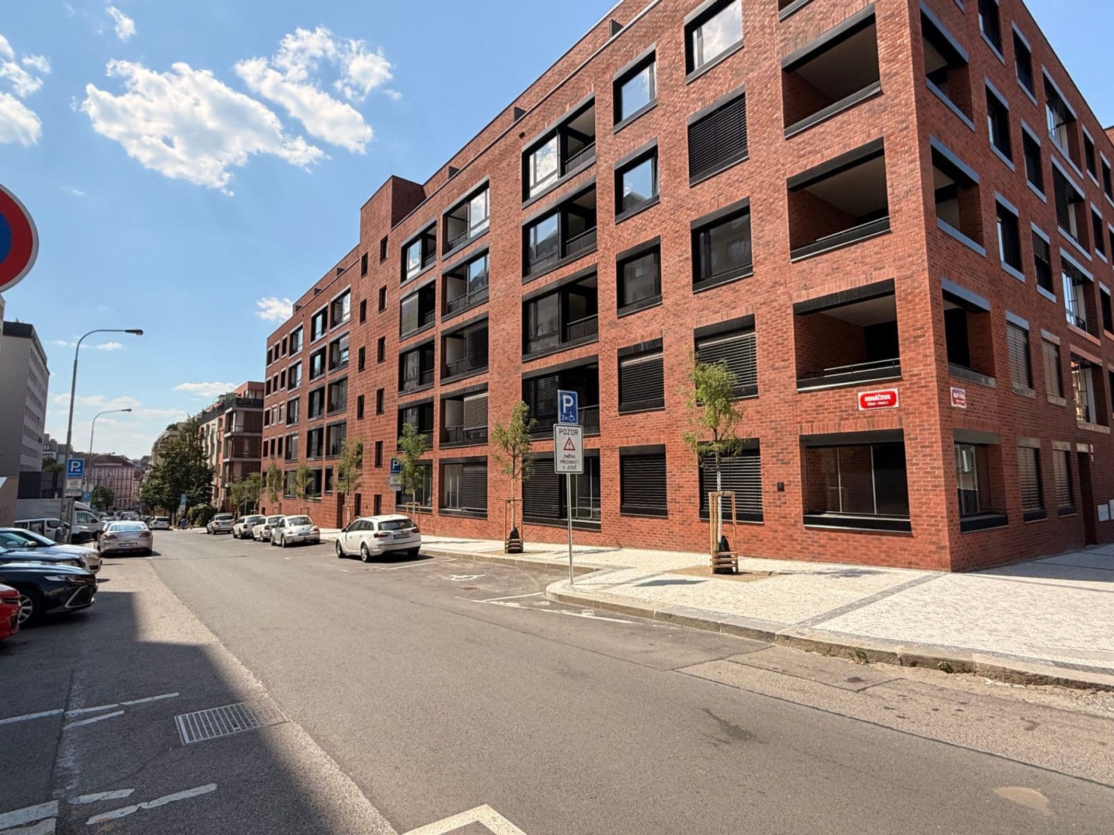 Pronájem bytu 1+kk 34 m², Roháčova, Praha, Praha Pronájem bytu 1+kk 34 m², Roháčova, Praha, Praha