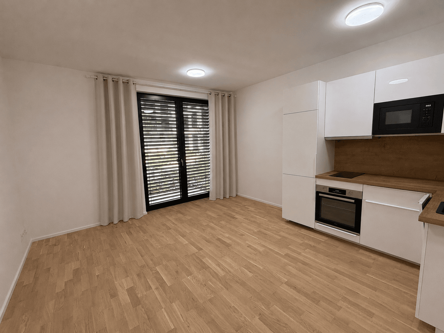 Pronájem bytu 1+kk 34 m², Roháčova, Praha, Praha Pronájem bytu 1+kk 34 m², Roháčova, Praha, Praha