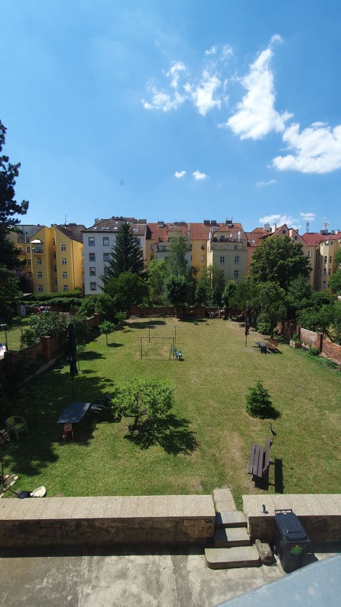 Pronájem bytu 2+1 70 m², Vrchlického, Plzeň, Plzeňský kraj Pronájem bytu 2+1 70 m², Vrchlického, Plzeň, Plzeňský kraj