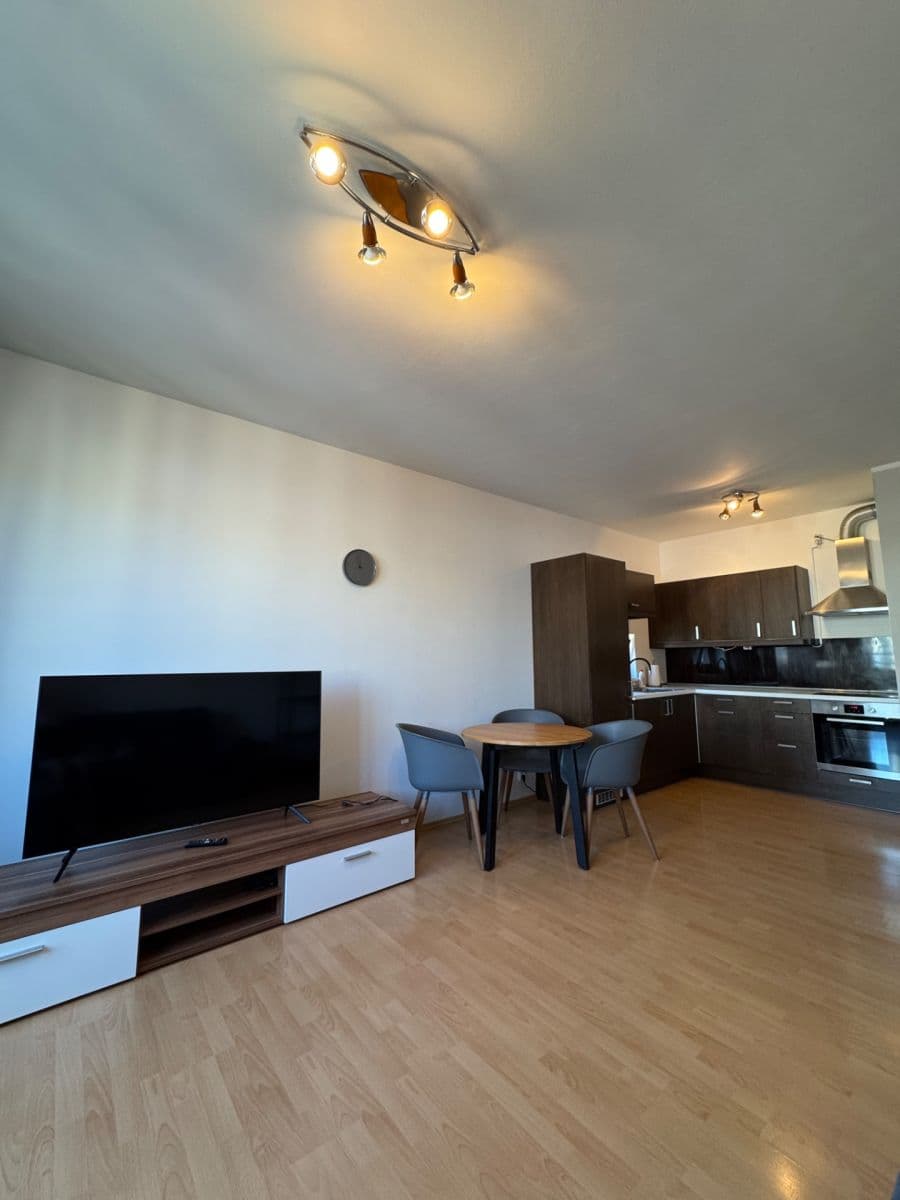 Pronájem bytu 2+kk 54 m², Vladycká, Praha, Praha Pronájem bytu 2+kk 54 m², Vladycká, Praha, Praha