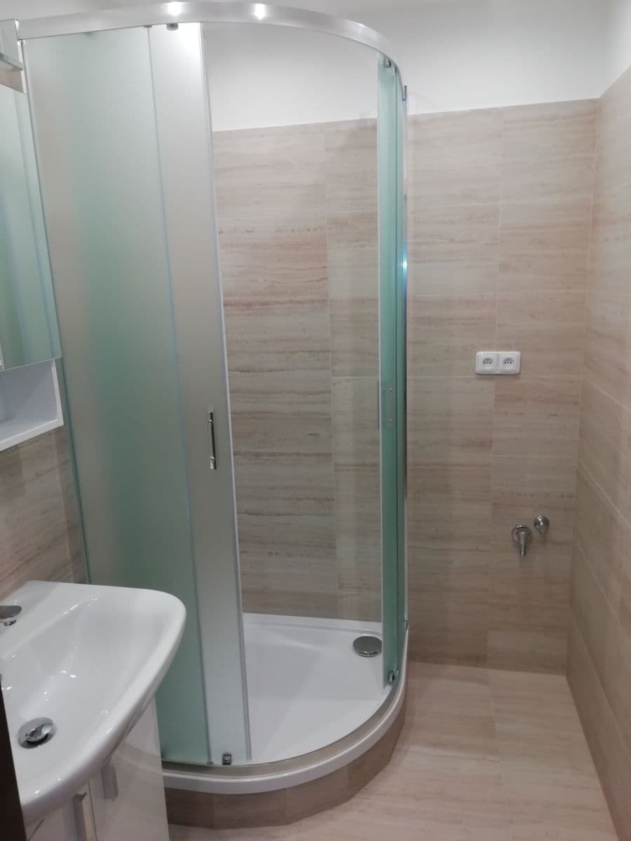 Pronájem bytu 2+kk 42 m², Boloňská, Praha, Praha Pronájem bytu 2+kk 42 m², Boloňská, Praha, Praha