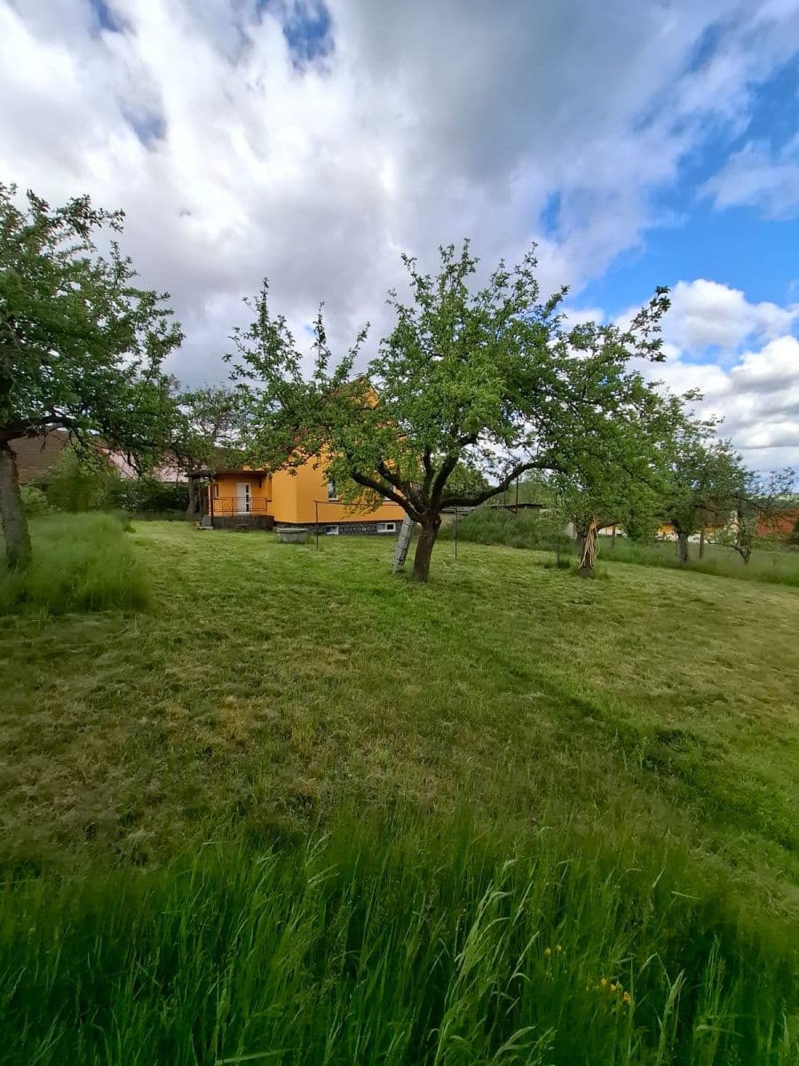 Prodej domu 178 m², pozemek 1.514 m², Nalžovice, Středočeský kraj Prodej domu 178 m², pozemek 1.514 m², Nalžovice, Středočeský kraj