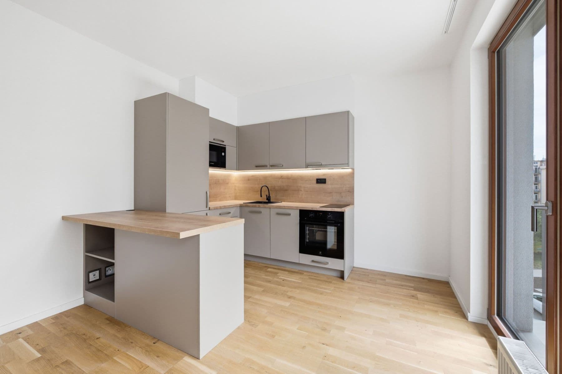 Pronájem bytu 1+kk 34 m², Maroldova, Praha, Praha Pronájem bytu 1+kk 34 m², Maroldova, Praha, Praha