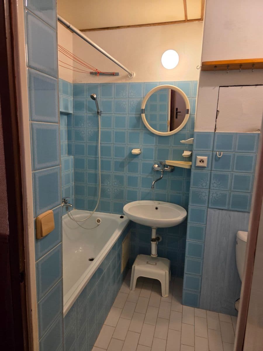 Prodej bytu 2+kk 42 m², Sportovní, Mělník, Středočeský kraj Prodej bytu 2+kk 42 m², Sportovní, Mělník, Středočeský kraj