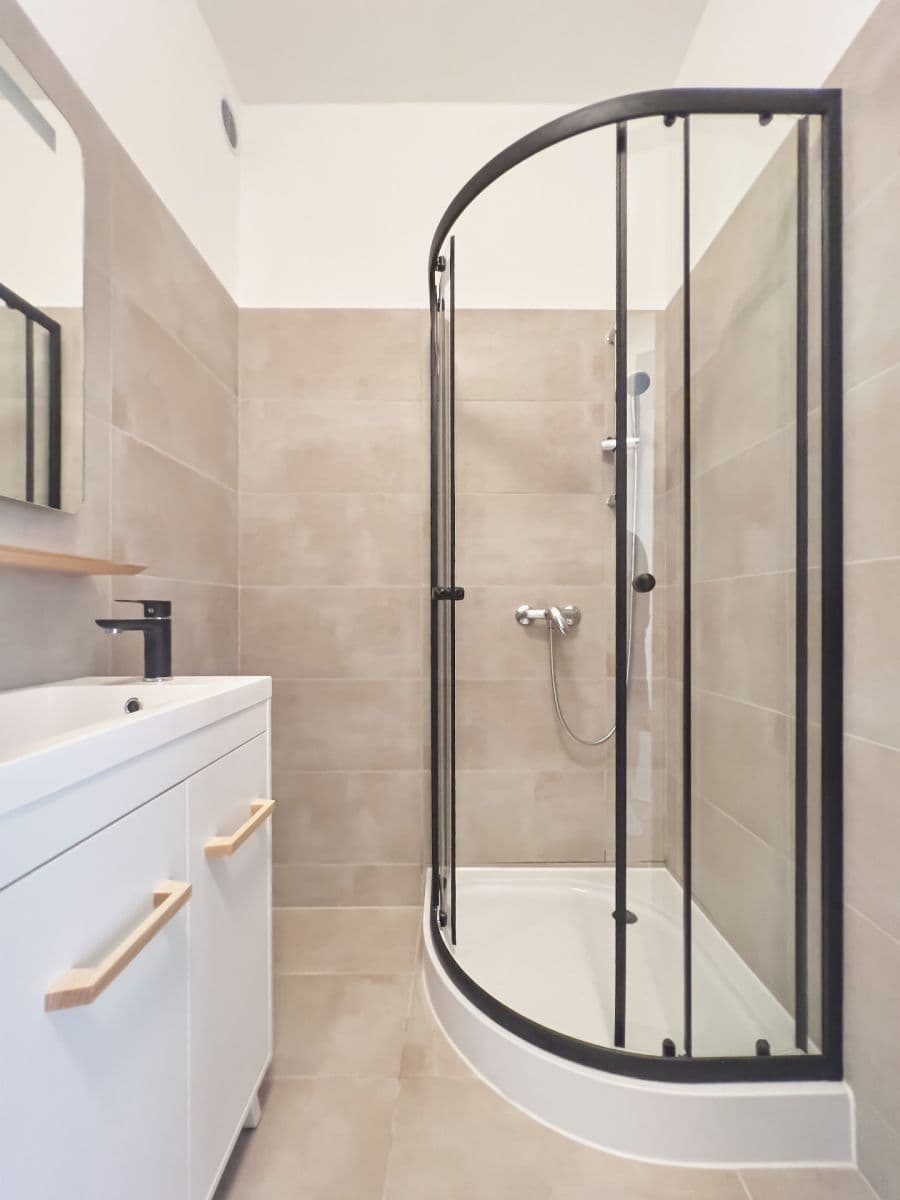 Pronájem bytu 2+1 55 m², Kopernikova, Třinec, Moravskoslezský kraj Pronájem bytu 2+1 55 m², Kopernikova, Třinec, Moravskoslezský kraj