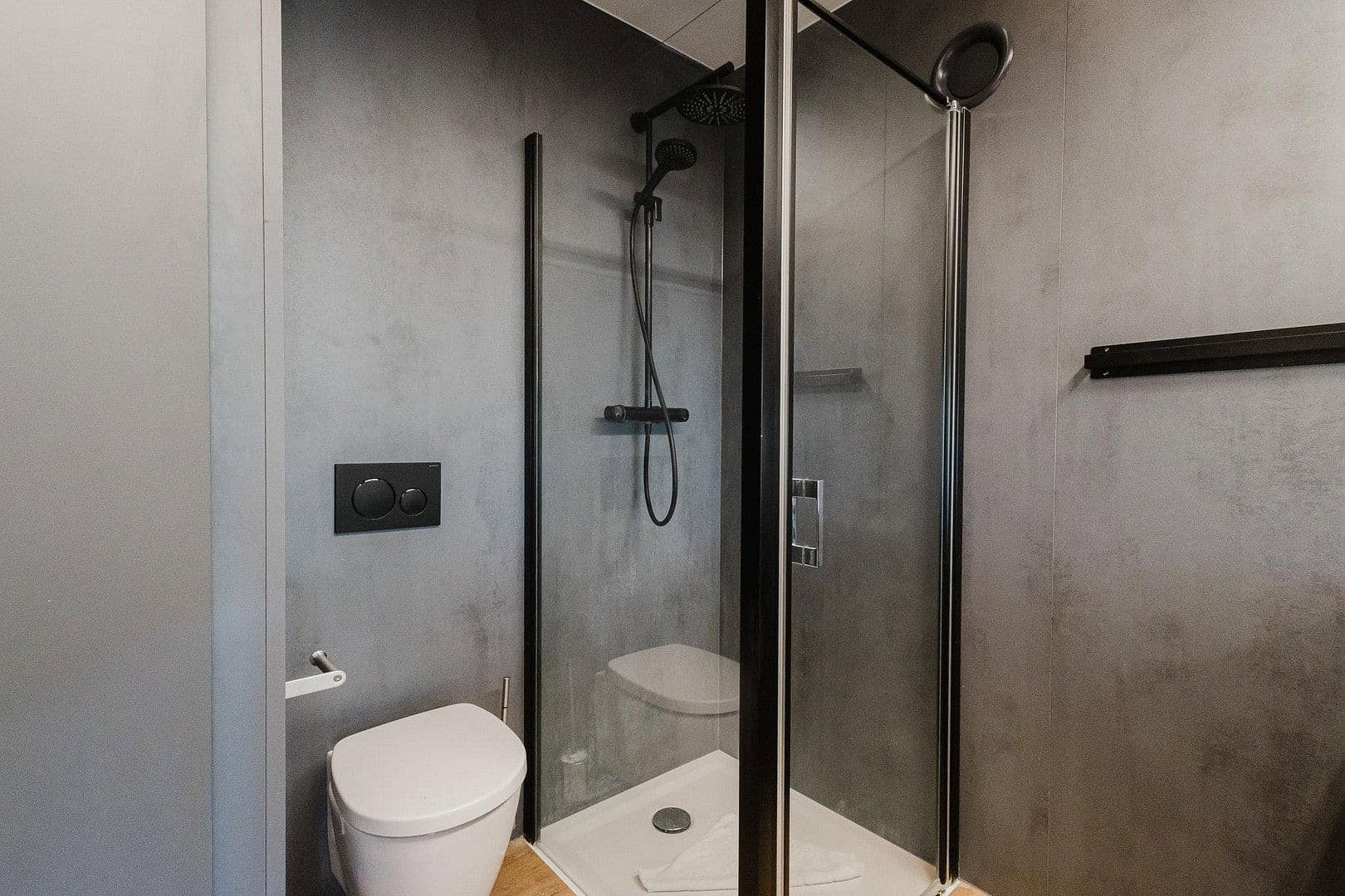 Pronájem bytu 1+1 30 m², Robert Ebertseder Weg 2, Pfarrkirchen, Bavorsko Pronájem bytu 1+1 30 m², Robert Ebertseder Weg 2, Pfarrkirchen, Bavorsko