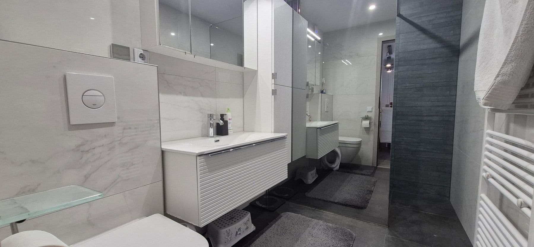 Prodej bytu 4+kk 105 m², Mühlacker, Bádensko-Württembersko Prodej bytu 4+kk 105 m², Mühlacker, Bádensko-Württembersko