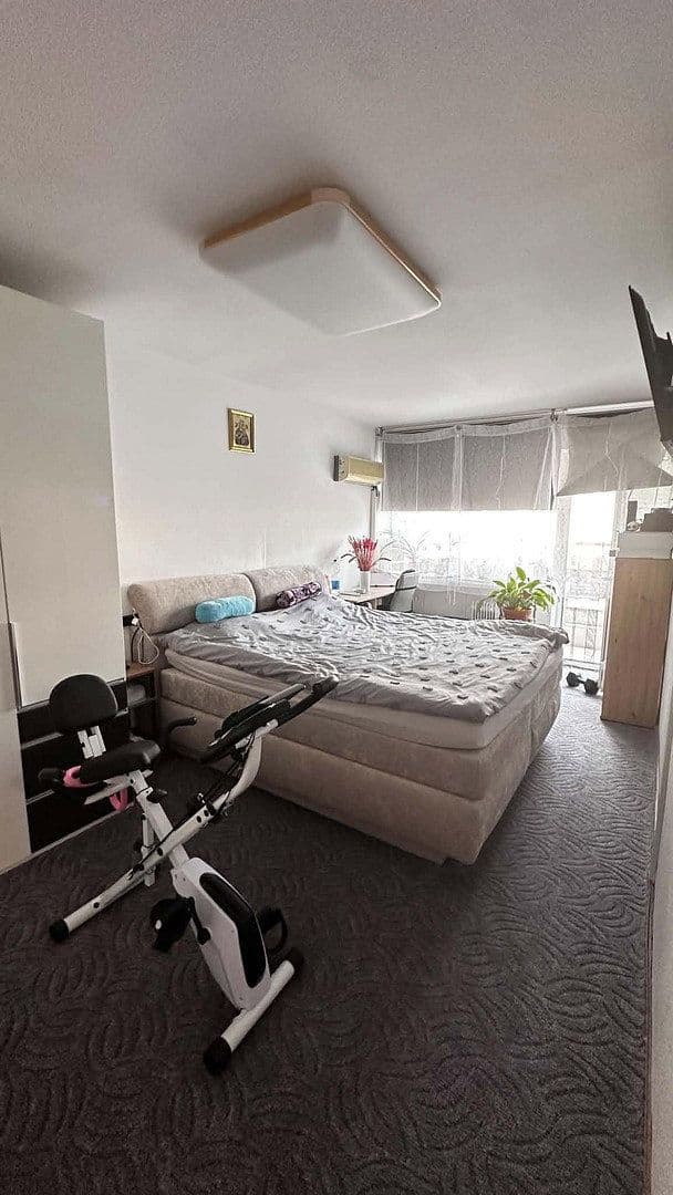 Prodej bytu 4+kk 85 m², Duisburg, Severní Porýní-Vestfálsko Prodej bytu 4+kk 85 m², Duisburg, Severní Porýní-Vestfálsko