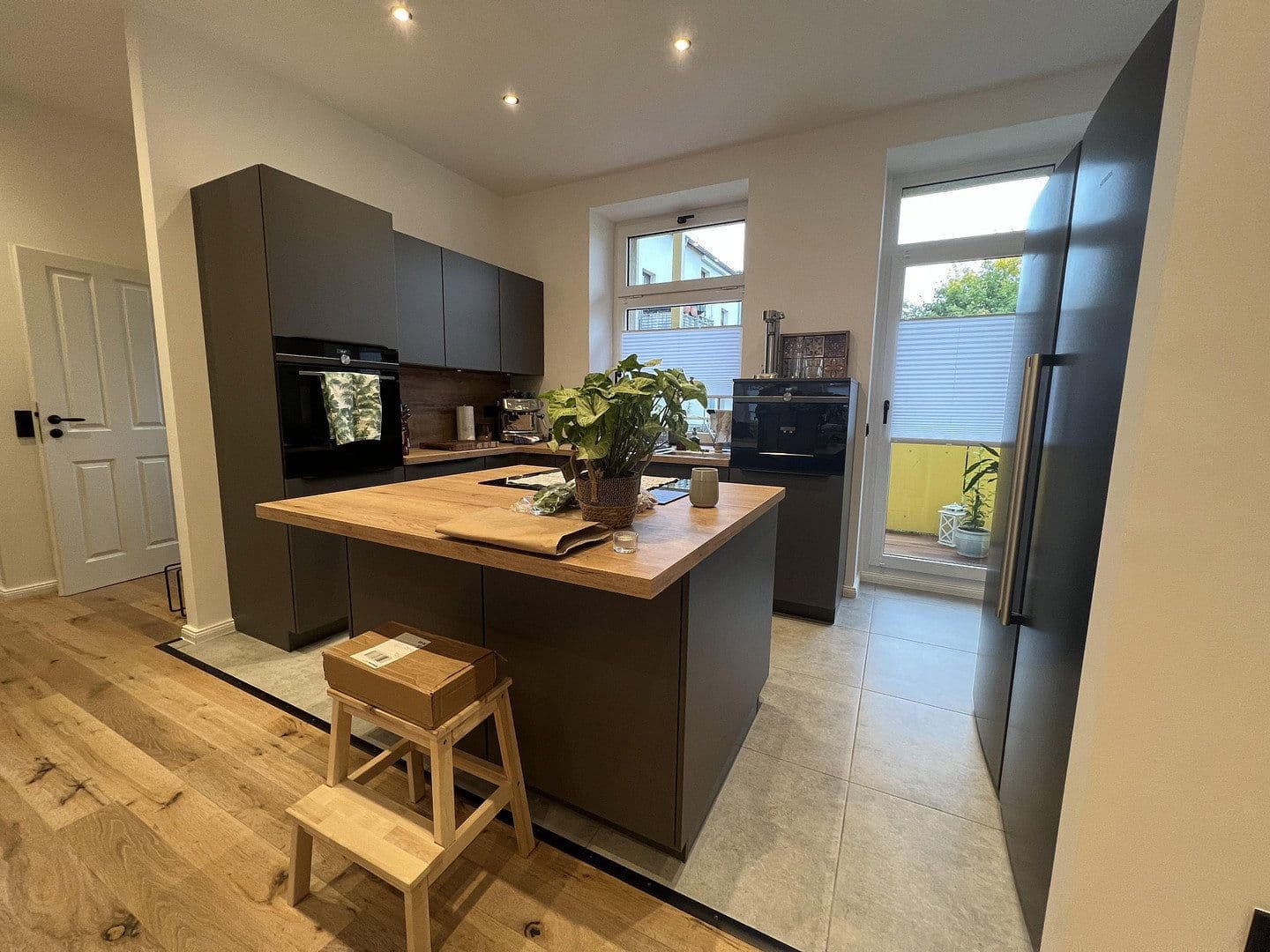 Pronájem bytu 4+1 96 m², Barbarossastraße 86, Chemnitz, Sasko Pronájem bytu 4+1 96 m², Barbarossastraße 86, Chemnitz, Sasko