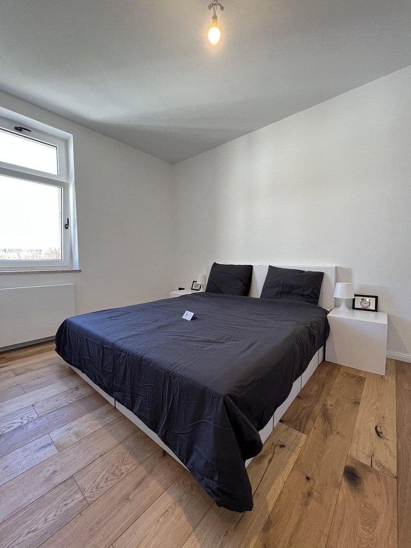 Pronájem bytu 4+1 96 m², Barbarossastraße 86, Chemnitz, Sasko Pronájem bytu 4+1 96 m², Barbarossastraße 86, Chemnitz, Sasko