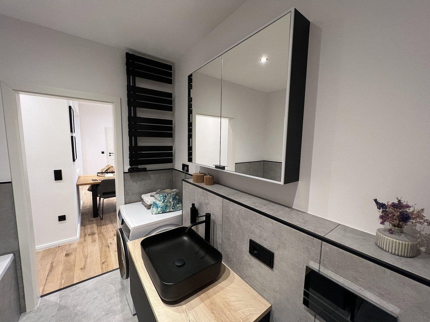 Pronájem bytu 4+1 96 m², Barbarossastraße 86, Chemnitz, Sasko Pronájem bytu 4+1 96 m², Barbarossastraße 86, Chemnitz, Sasko