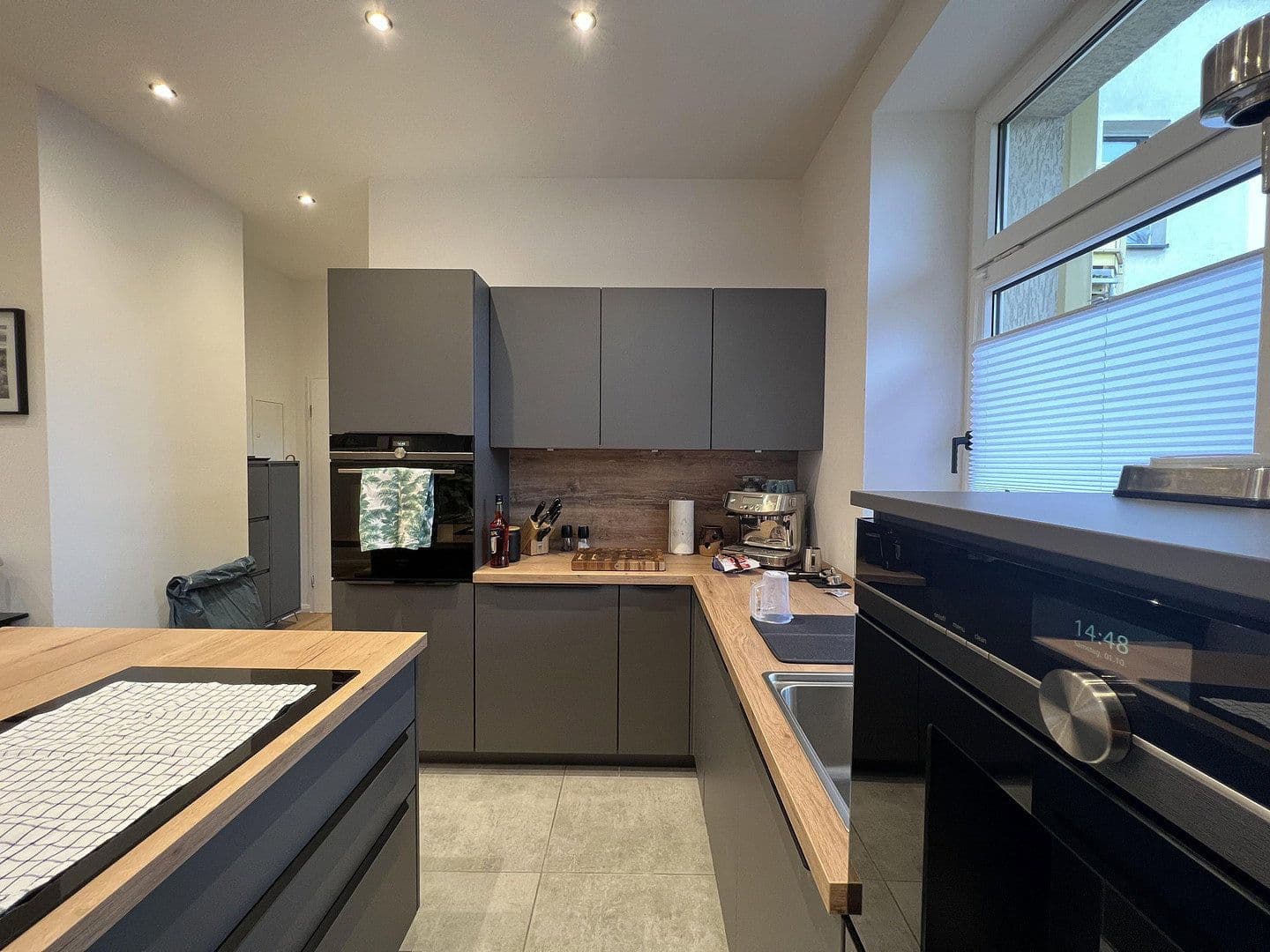 Pronájem bytu 4+1 96 m², Barbarossastraße 86, Chemnitz, Sasko Pronájem bytu 4+1 96 m², Barbarossastraße 86, Chemnitz, Sasko