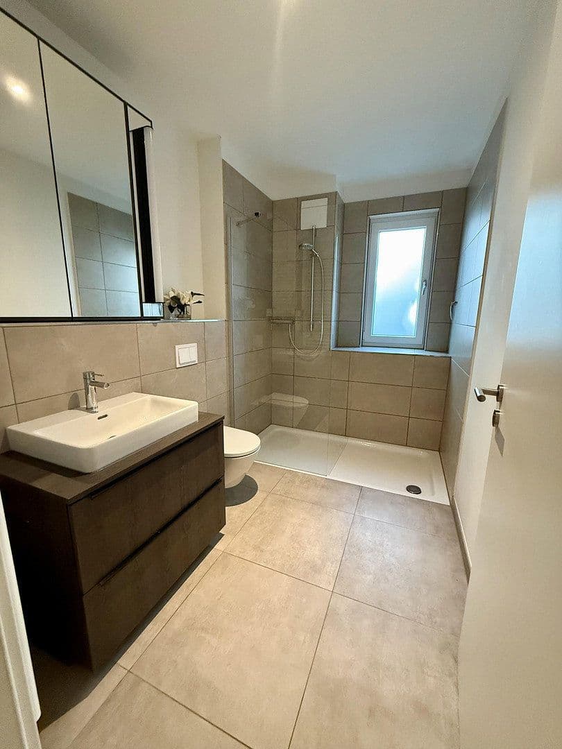 Pronájem bytu 4+1 149 m², Uhlenhorster Weg 31A, Hamburg, Hamburg Pronájem bytu 4+1 149 m², Uhlenhorster Weg 31A, Hamburg, Hamburg