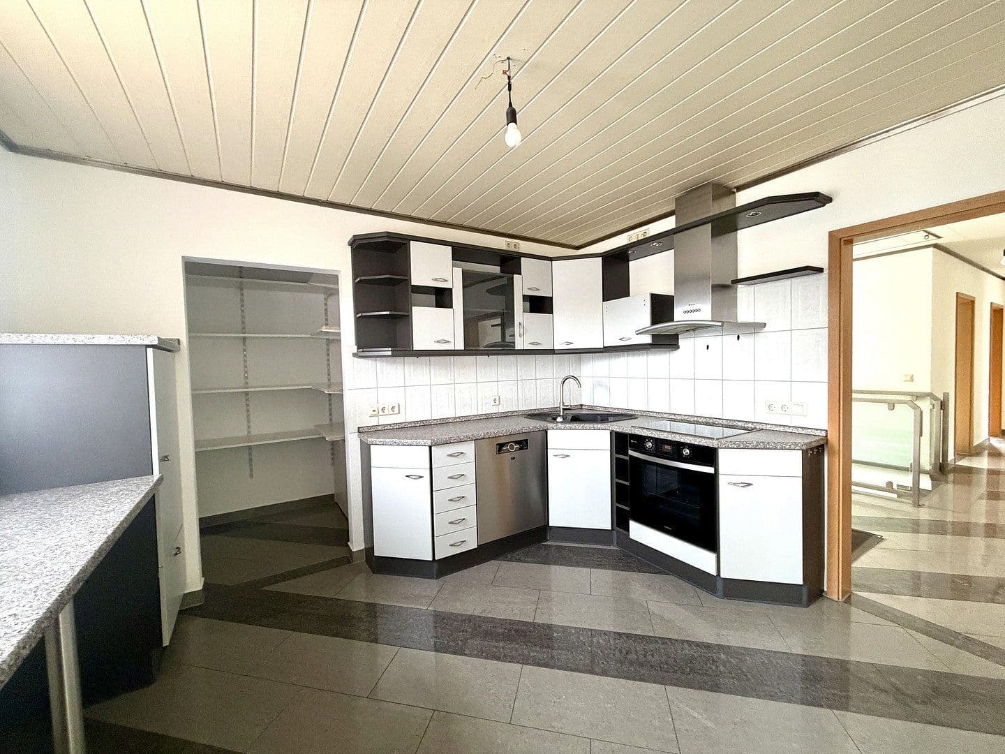 Pronájem domu 125 m², pozemek 780 m², Pferdekoppel 14, Neetze, Dolní Sasko Pronájem domu 125 m², pozemek 780 m², Pferdekoppel 14, Neetze, Dolní Sasko