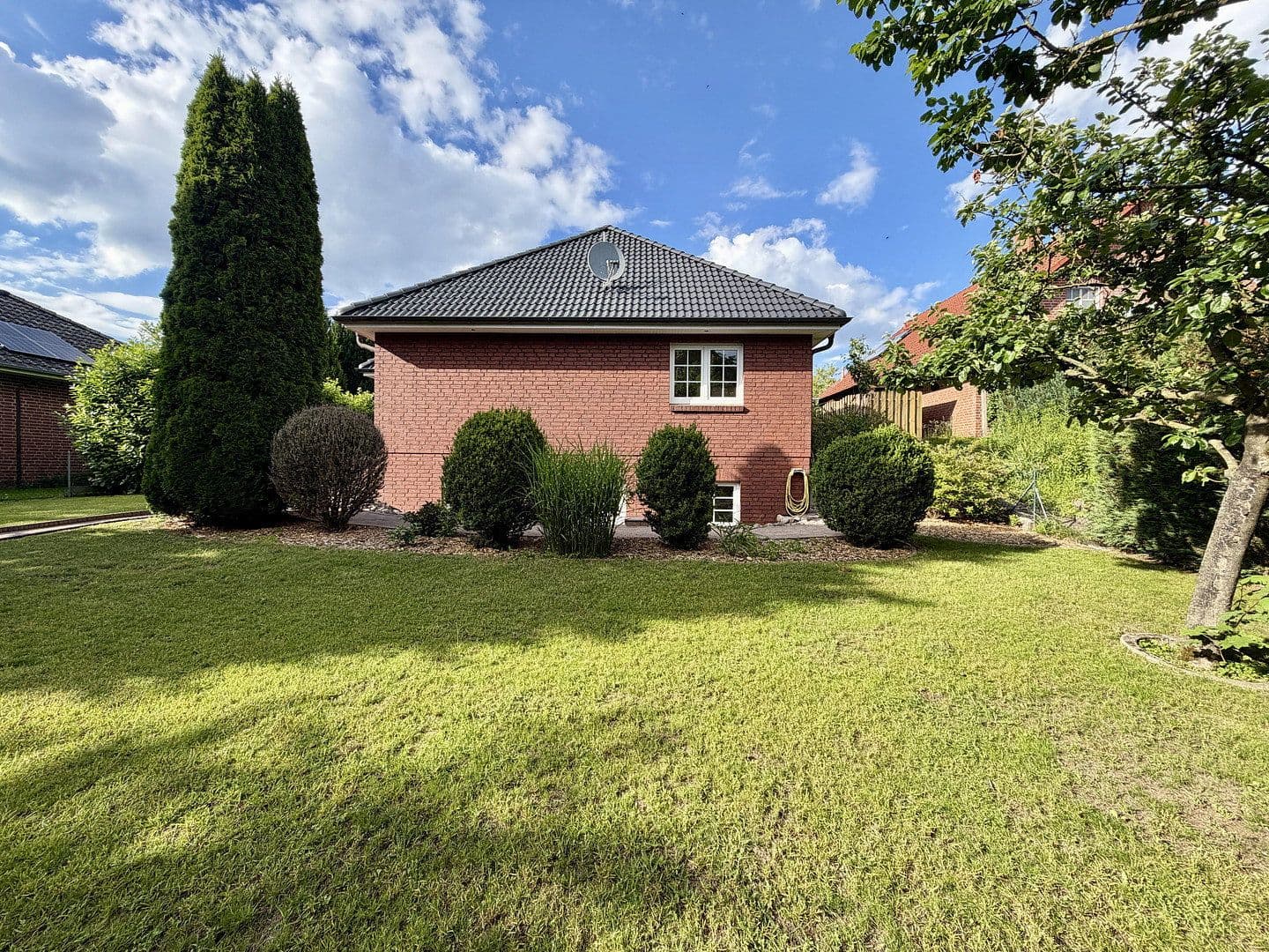 Pronájem domu 125 m², pozemek 780 m², Pferdekoppel 14, Neetze, Dolní Sasko Pronájem domu 125 m², pozemek 780 m², Pferdekoppel 14, Neetze, Dolní Sasko