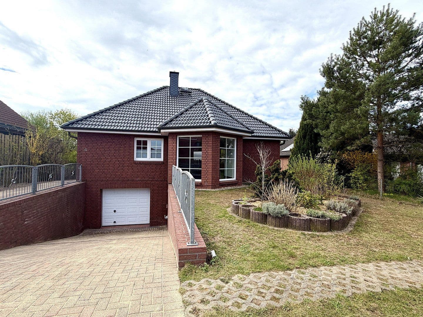 Pronájem domu 125 m², pozemek 780 m², Pferdekoppel 14, Neetze, Dolní Sasko Pronájem domu 125 m², pozemek 780 m², Pferdekoppel 14, Neetze, Dolní Sasko