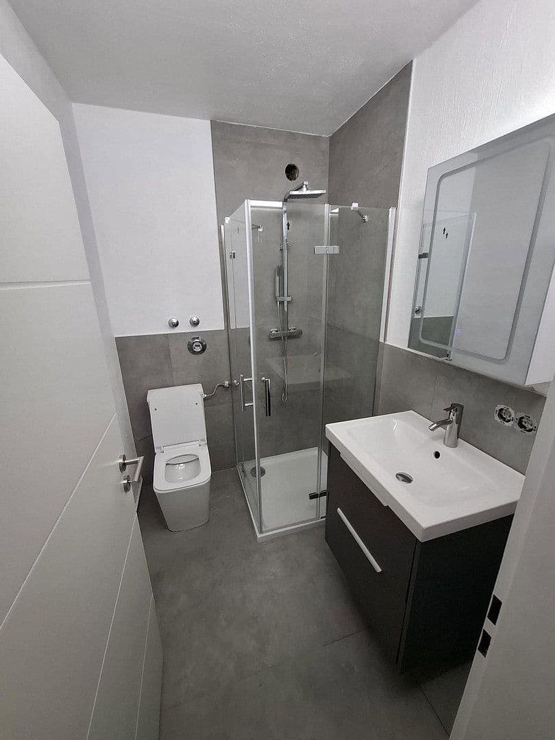 Pronájem bytu 1+1 31 m², Müchen, Bavorsko Pronájem bytu 1+1 31 m², Müchen, Bavorsko