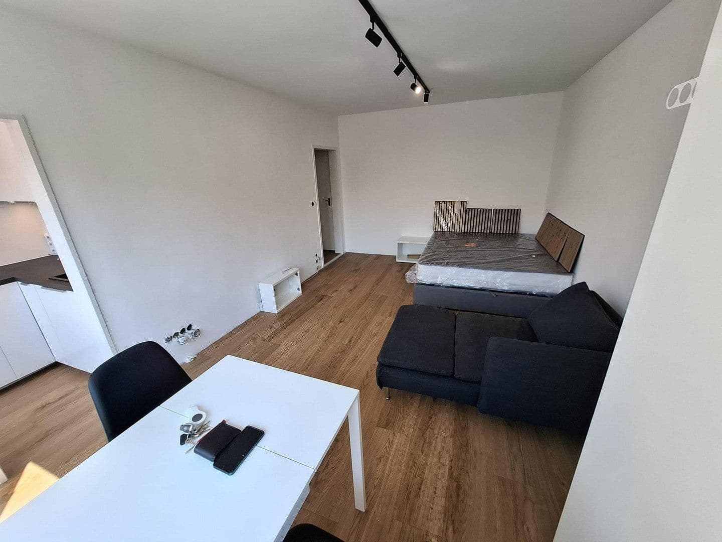 Pronájem bytu 1+1 31 m², Müchen, Bavorsko Pronájem bytu 1+1 31 m², Müchen, Bavorsko