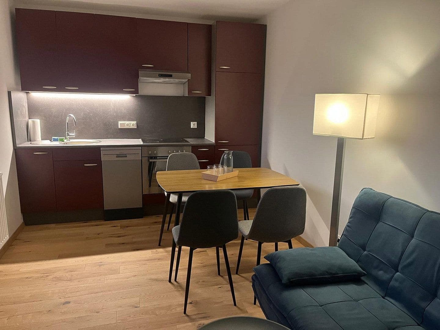 Pronájem bytu 3+1 52 m², Jeneweingasse, Wien, Wien Pronájem bytu 3+1 52 m², Jeneweingasse, Wien, Wien