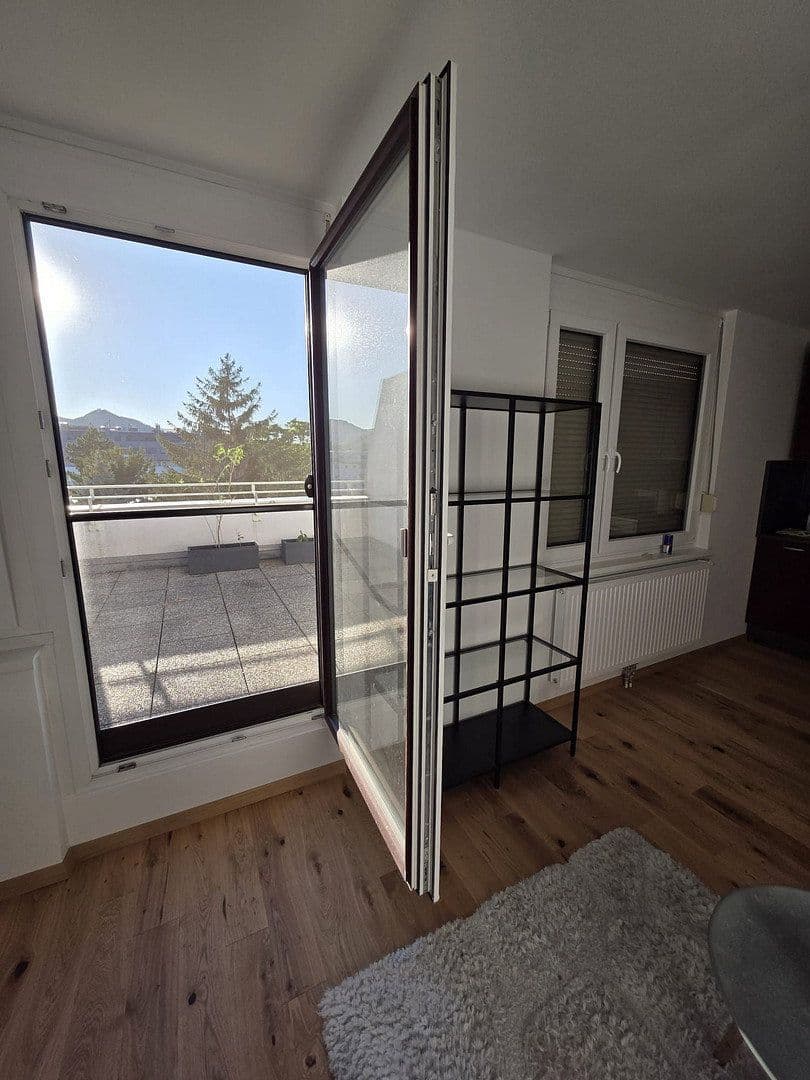 Pronájem bytu 3+1 52 m², Jeneweingasse, Wien, Wien Pronájem bytu 3+1 52 m², Jeneweingasse, Wien, Wien