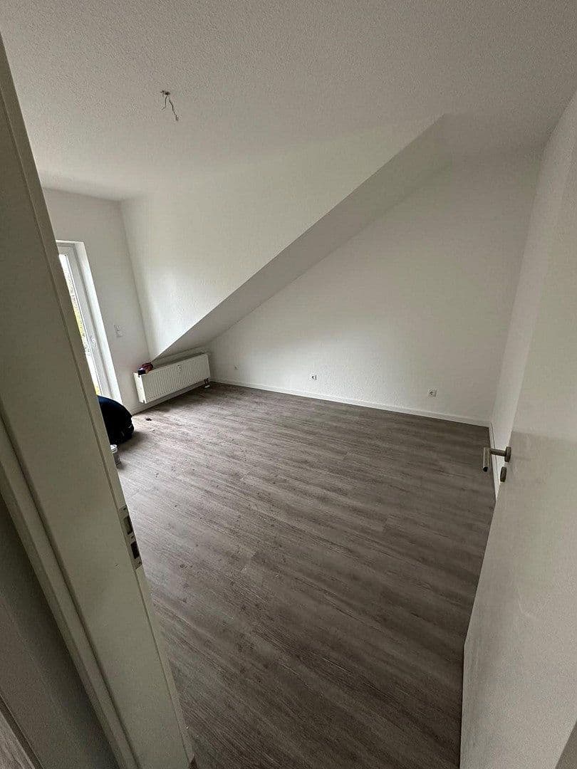 Pronájem bytu 2+1 58 m², Kirchstraße 5, Köln, Severní Porýní-Vestfálsko Pronájem bytu 2+1 58 m², Kirchstraße 5, Köln, Severní Porýní-Vestfálsko