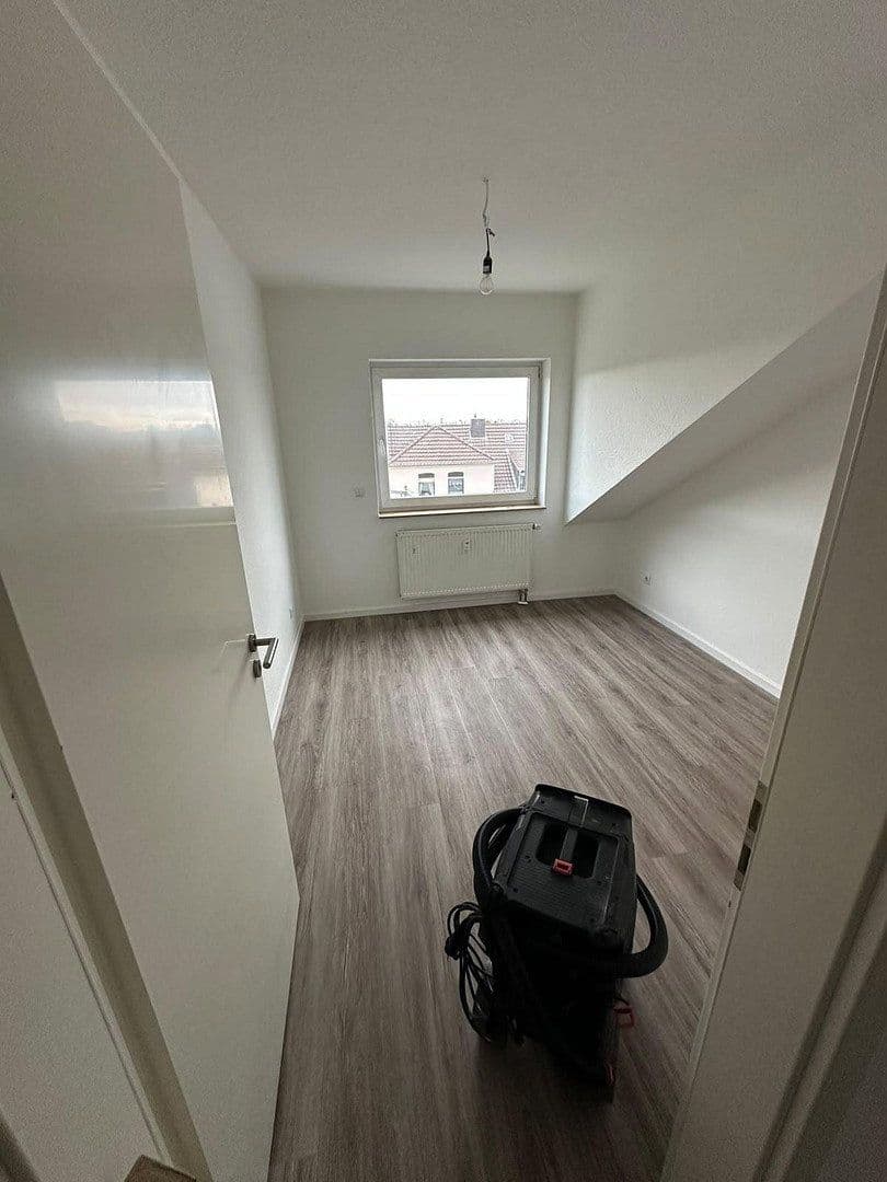 Pronájem bytu 2+1 58 m², Kirchstraße 5, Köln, Severní Porýní-Vestfálsko Pronájem bytu 2+1 58 m², Kirchstraße 5, Köln, Severní Porýní-Vestfálsko