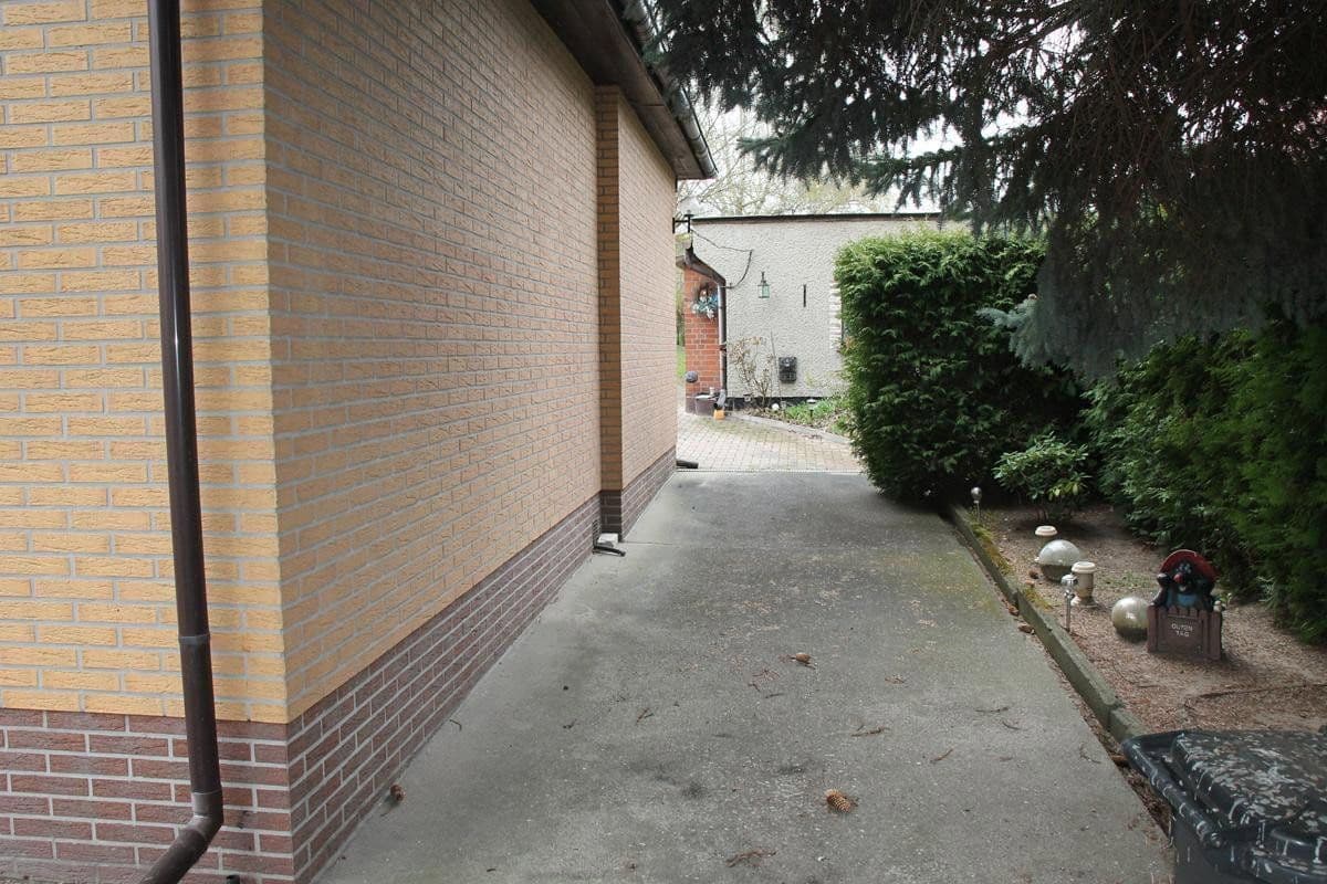 Prodej domu 63 m², pozemek 935 m², Berlin, Berlín Prodej domu 63 m², pozemek 935 m², Berlin, Berlín