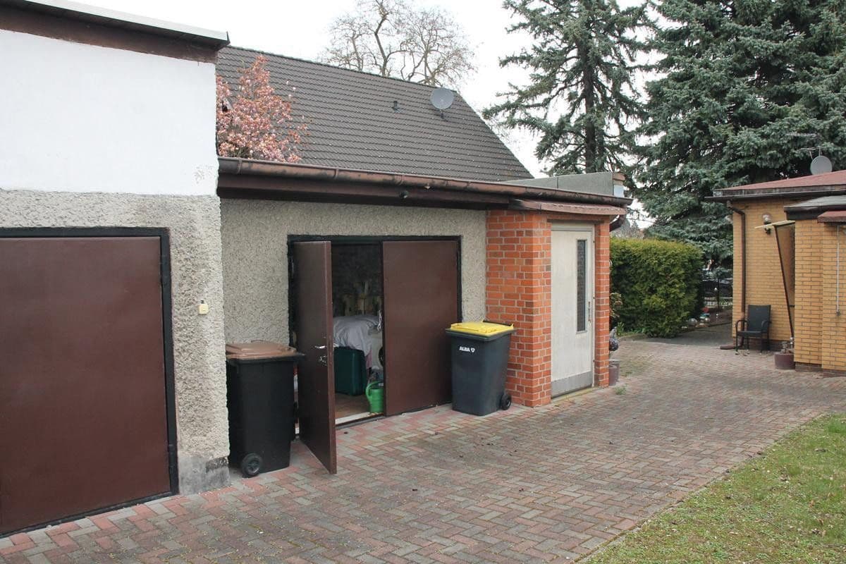 Prodej domu 63 m², pozemek 935 m², Berlin, Berlín Prodej domu 63 m², pozemek 935 m², Berlin, Berlín