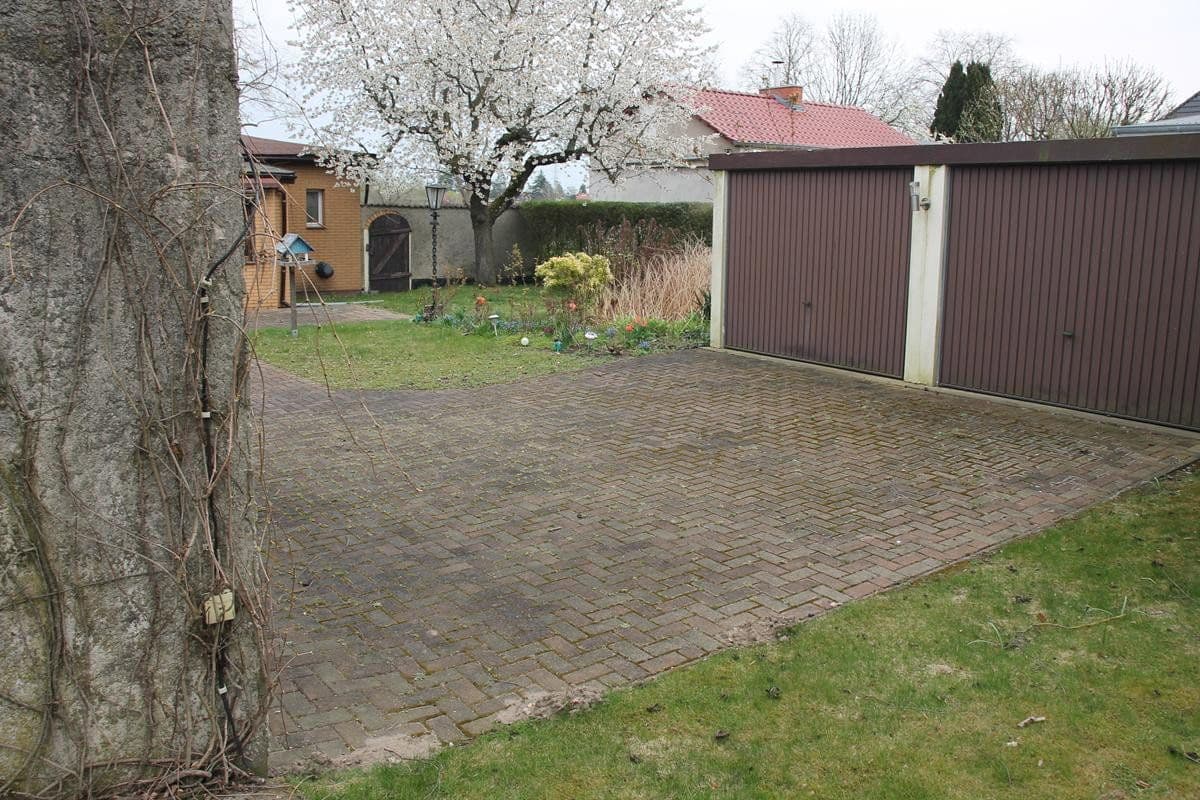 Prodej domu 63 m², pozemek 935 m², Berlin, Berlín Prodej domu 63 m², pozemek 935 m², Berlin, Berlín