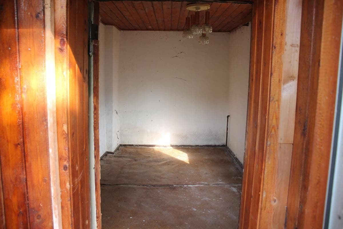 Prodej domu 63 m², pozemek 935 m², Berlin, Berlín Prodej domu 63 m², pozemek 935 m², Berlin, Berlín