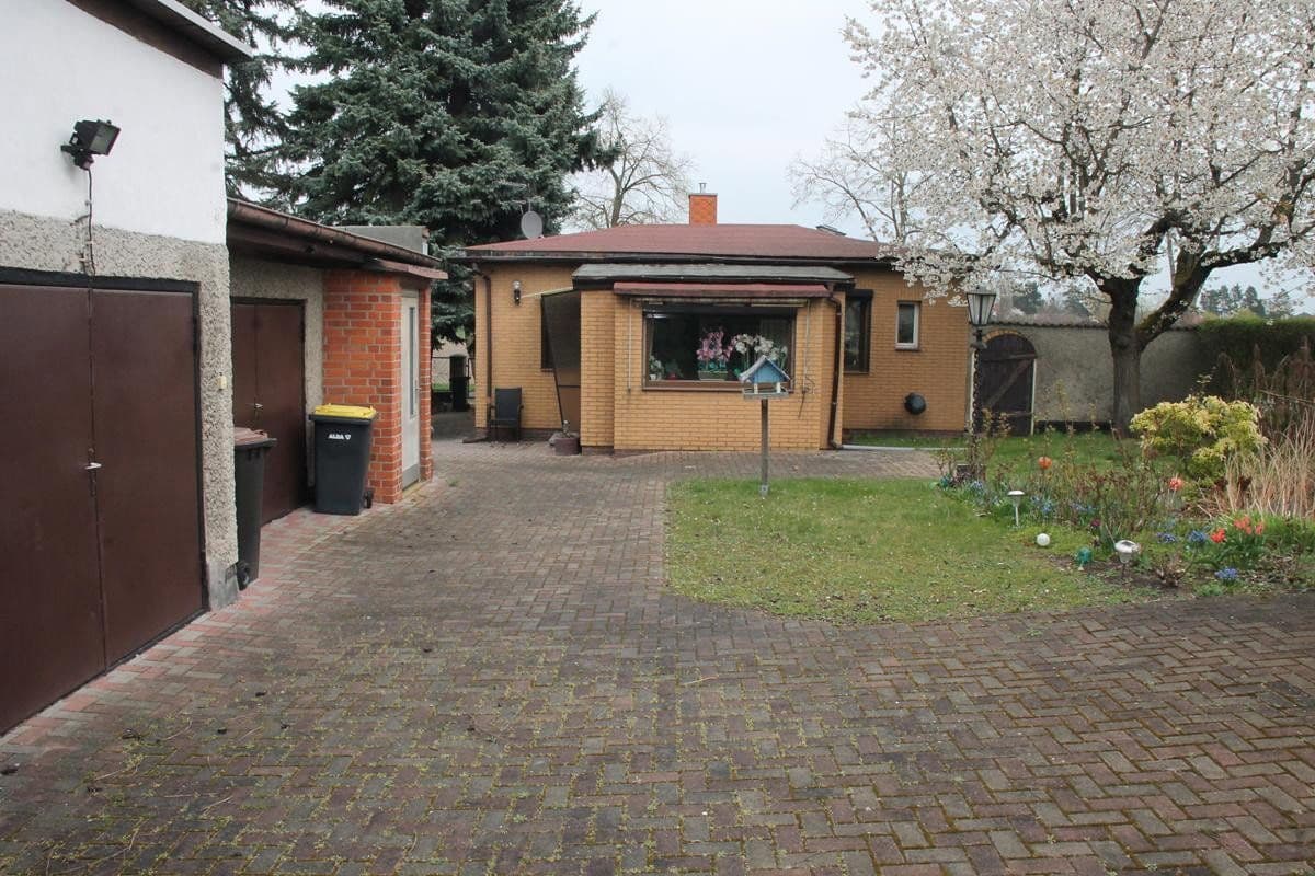 Prodej domu 63 m², pozemek 935 m², Berlin, Berlín Prodej domu 63 m², pozemek 935 m², Berlin, Berlín