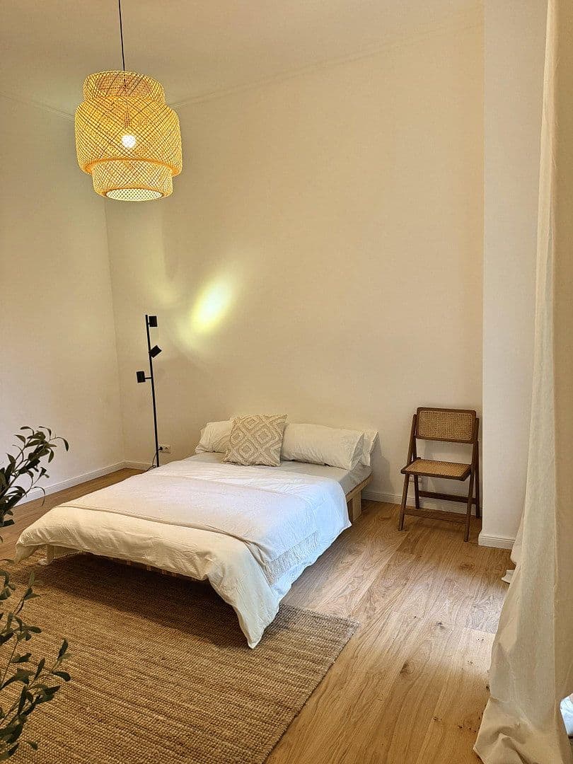 Prodej bytu 1+1 27 m², Berlin, Berlín Prodej bytu 1+1 27 m², Berlin, Berlín
