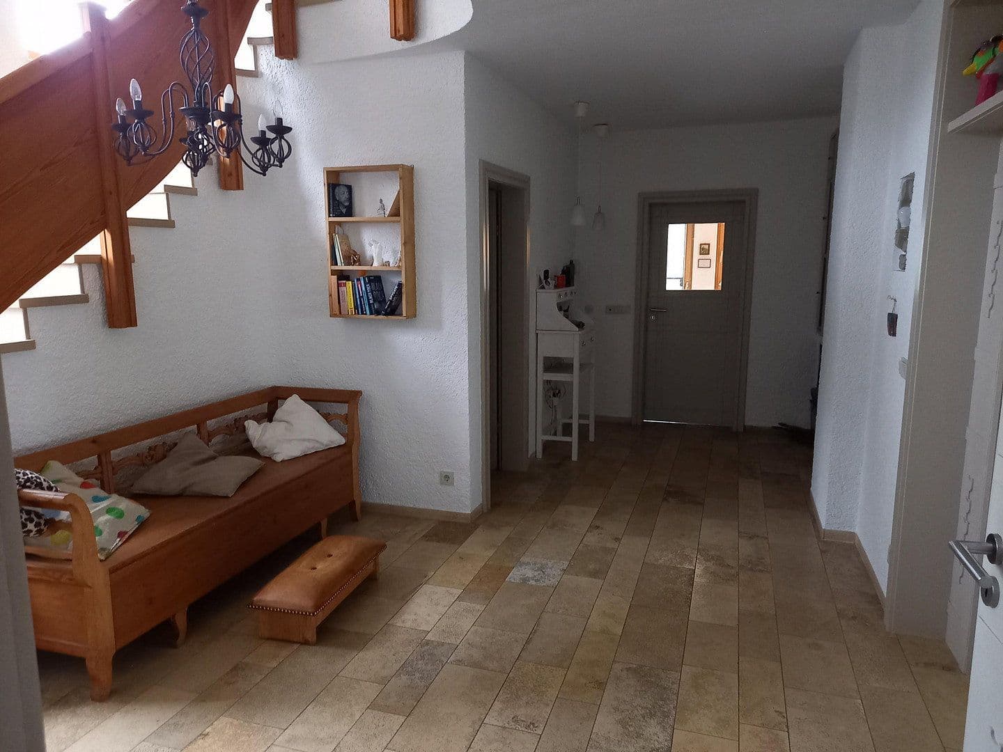 Pronájem domu 240 m², pozemek 800 m², Hinter den Gärten 7, Wertingen, Bavorsko Pronájem domu 240 m², pozemek 800 m², Hinter den Gärten 7, Wertingen, Bavorsko