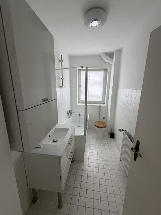 Pronájem bytu 3+1 62 m², Windmühlenstraße 42, Essen, Severní Porýní-Vestfálsko Pronájem bytu 3+1 62 m², Windmühlenstraße 42, Essen, Severní Porýní-Vestfálsko