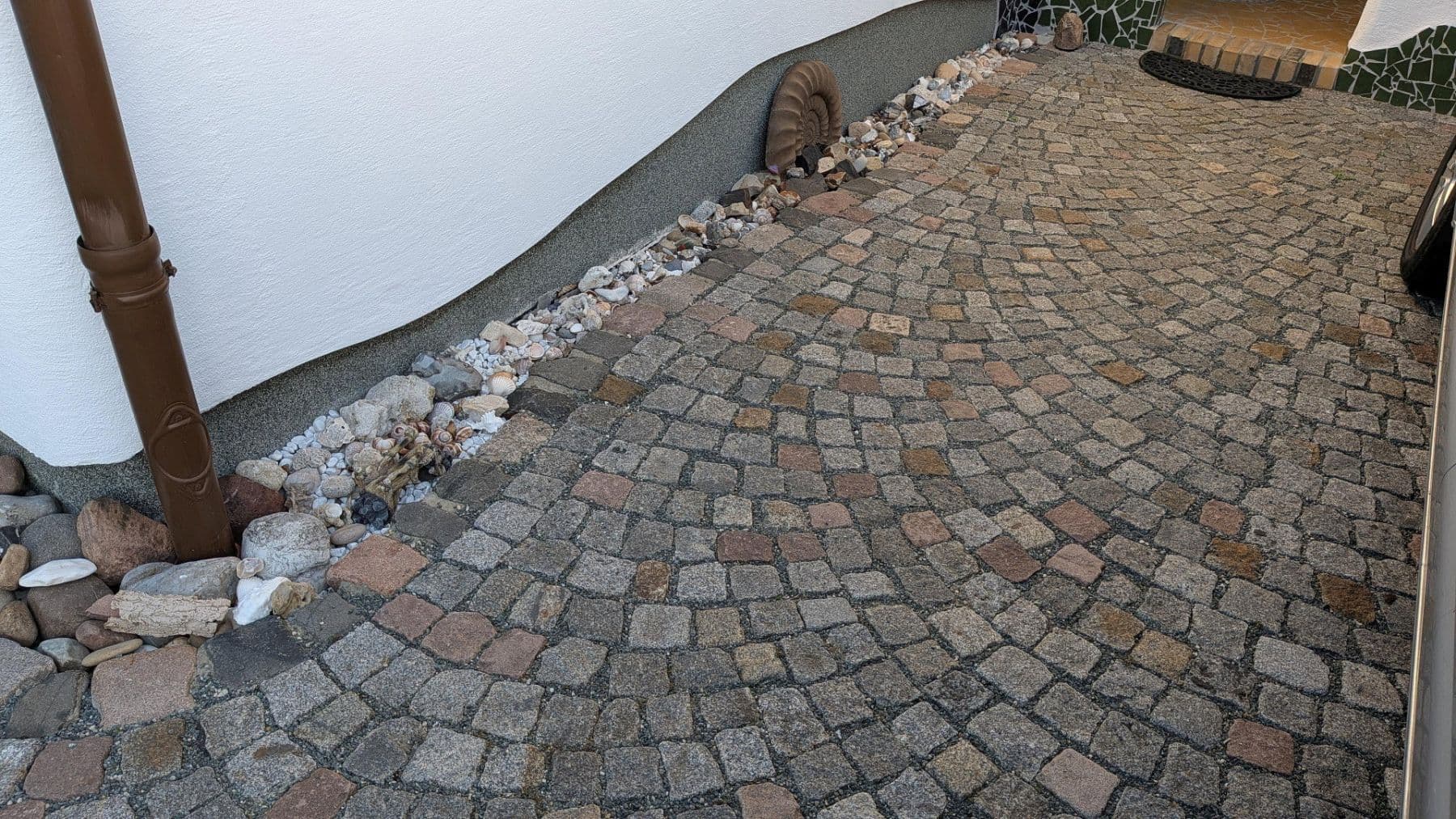 Prodej domu 207 m², pozemek 1.091 m², Chemnitz, Sasko Prodej domu 207 m², pozemek 1.091 m², Chemnitz, Sasko