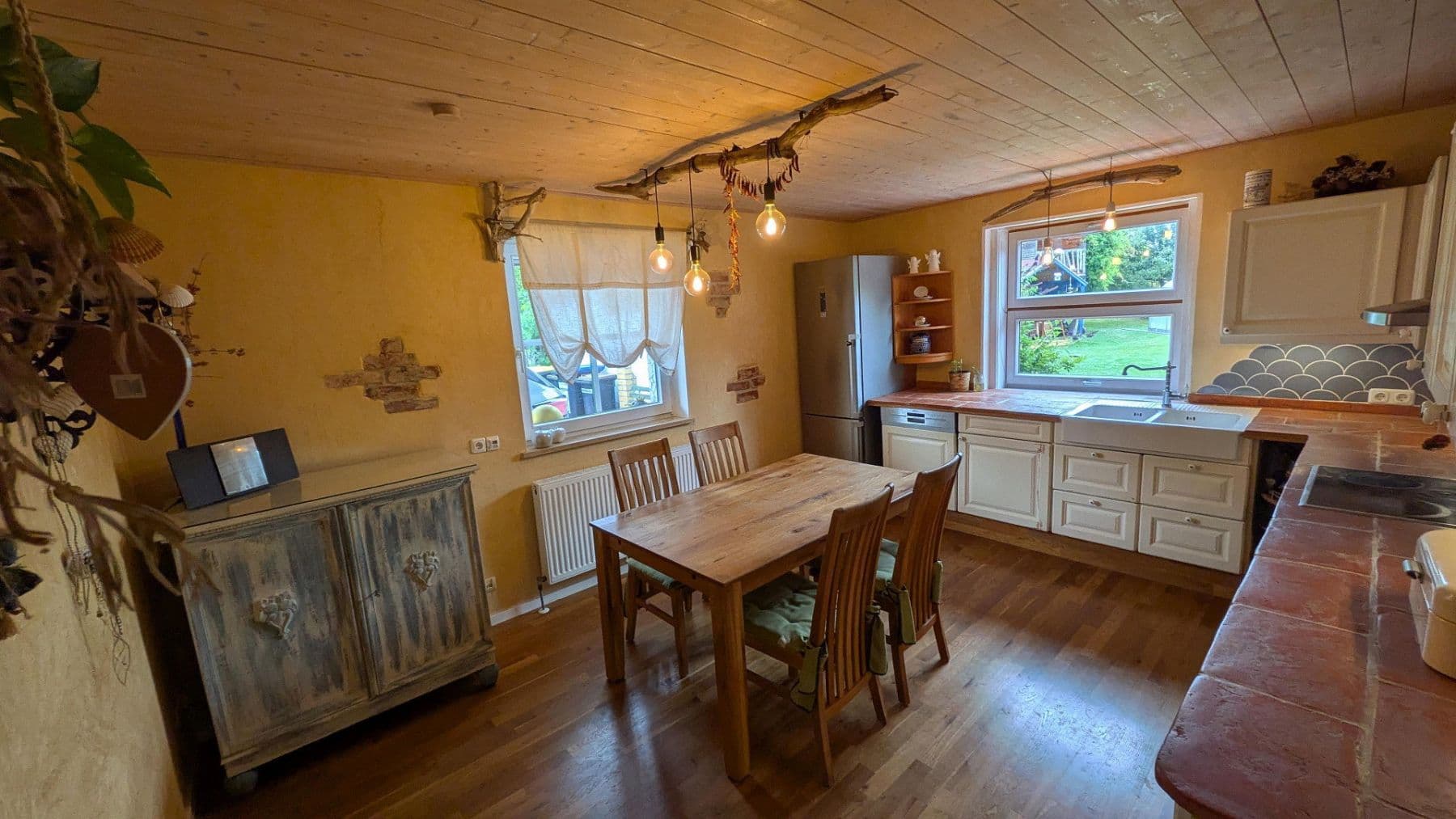 Prodej domu 207 m², pozemek 1.091 m², Chemnitz, Sasko Prodej domu 207 m², pozemek 1.091 m², Chemnitz, Sasko