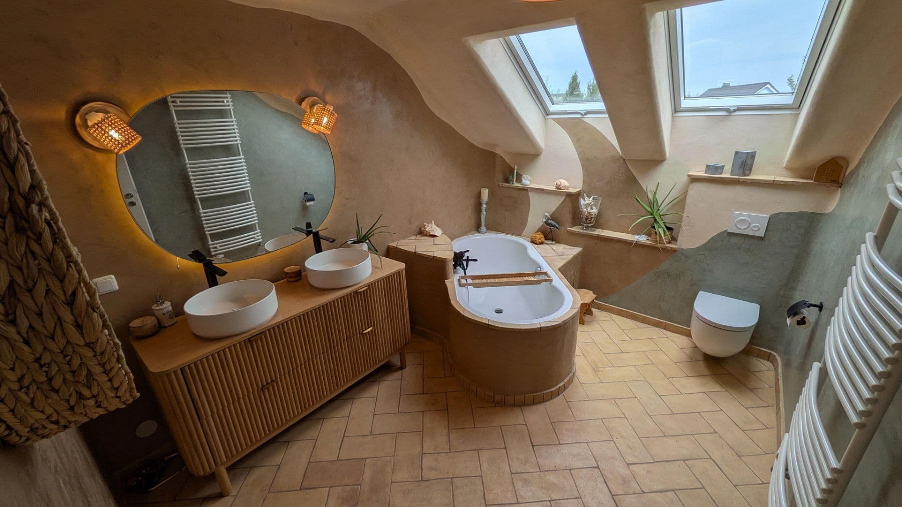 Prodej domu 207 m², pozemek 1.091 m², Chemnitz, Sasko Prodej domu 207 m², pozemek 1.091 m², Chemnitz, Sasko