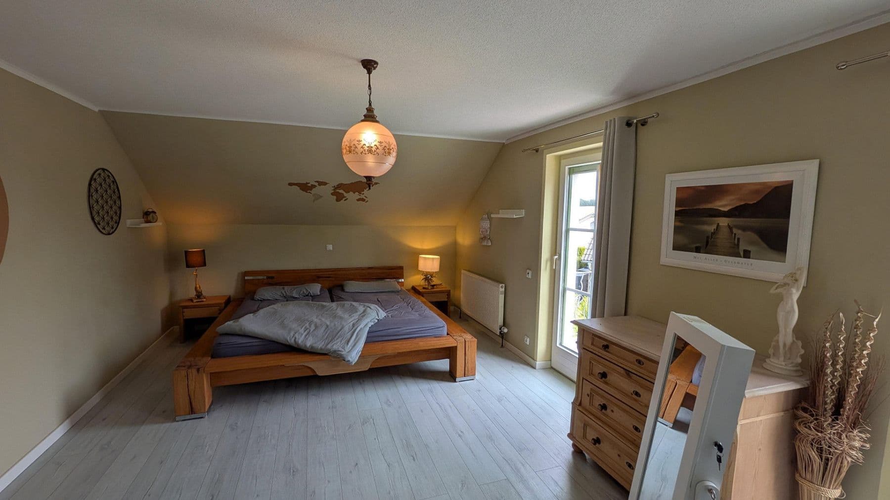 Prodej domu 207 m², pozemek 1.091 m², Chemnitz, Sasko Prodej domu 207 m², pozemek 1.091 m², Chemnitz, Sasko