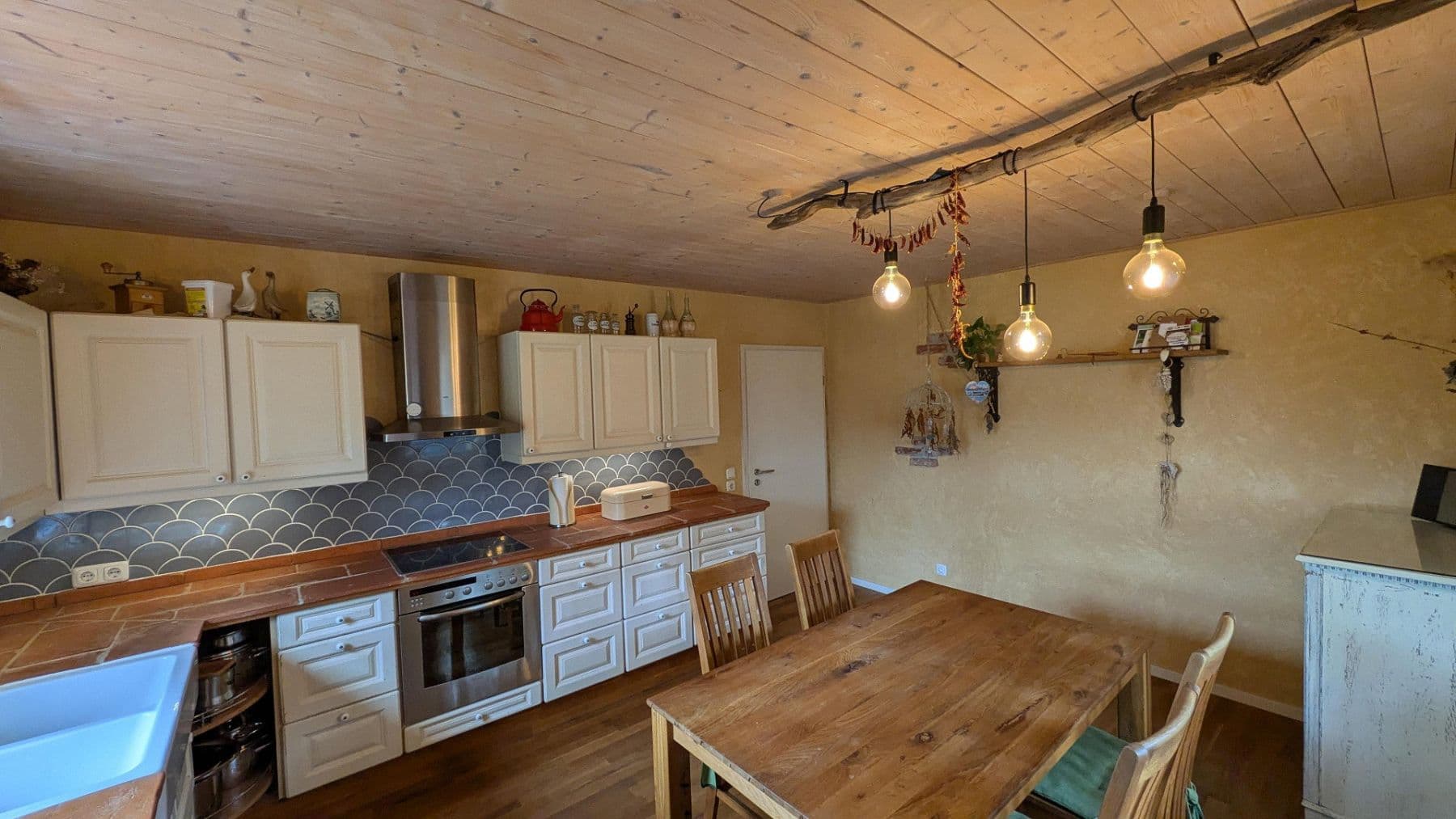 Prodej domu 207 m², pozemek 1.091 m², Chemnitz, Sasko Prodej domu 207 m², pozemek 1.091 m², Chemnitz, Sasko
