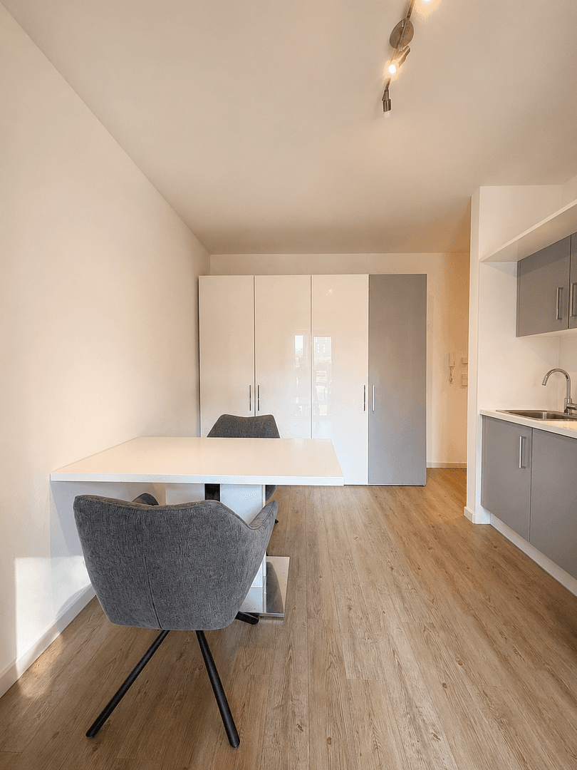 Pronájem bytu 1+1 28 m², Hildegard-Knef-Straße 1, Ingolstadt, Bavorsko Pronájem bytu 1+1 28 m², Hildegard-Knef-Straße 1, Ingolstadt, Bavorsko