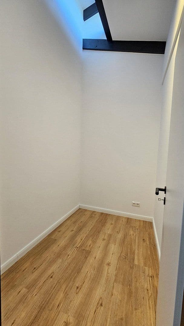 Pronájem domu 105 m², pozemek 140 m², Delmenhorst, Dolní Sasko Pronájem domu 105 m², pozemek 140 m², Delmenhorst, Dolní Sasko