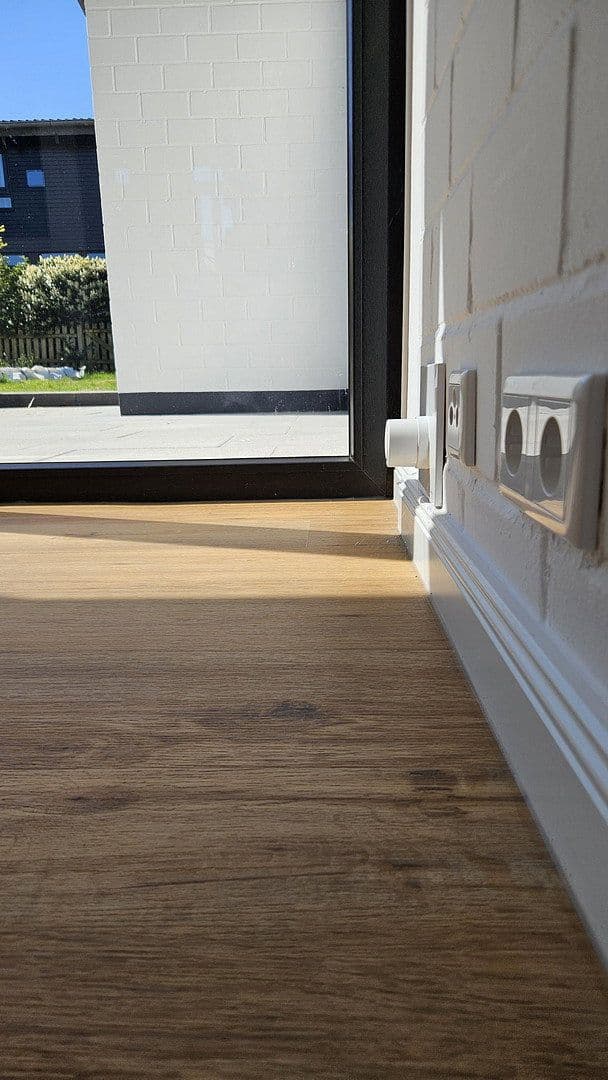 Pronájem domu 105 m², pozemek 140 m², Delmenhorst, Dolní Sasko Pronájem domu 105 m², pozemek 140 m², Delmenhorst, Dolní Sasko