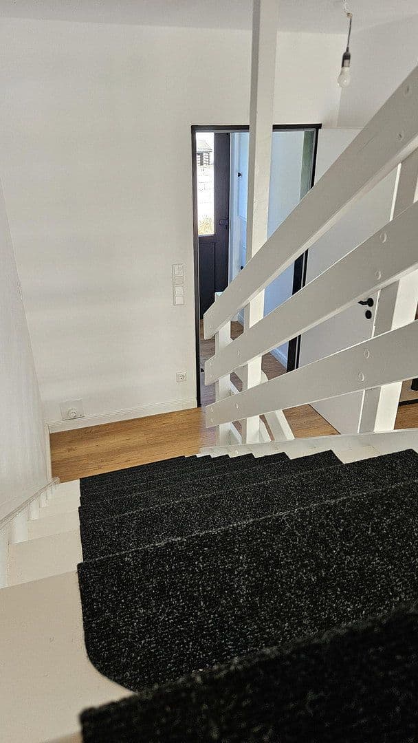 Pronájem domu 105 m², pozemek 140 m², Delmenhorst, Dolní Sasko Pronájem domu 105 m², pozemek 140 m², Delmenhorst, Dolní Sasko